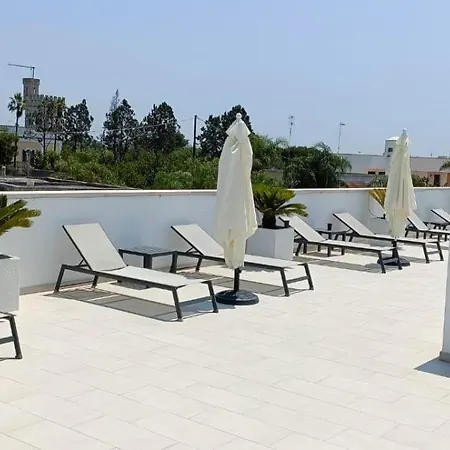 Valentina Int 4 - Rooftop Sea View Infinity Pool Apartment Santa Maria al Bagno